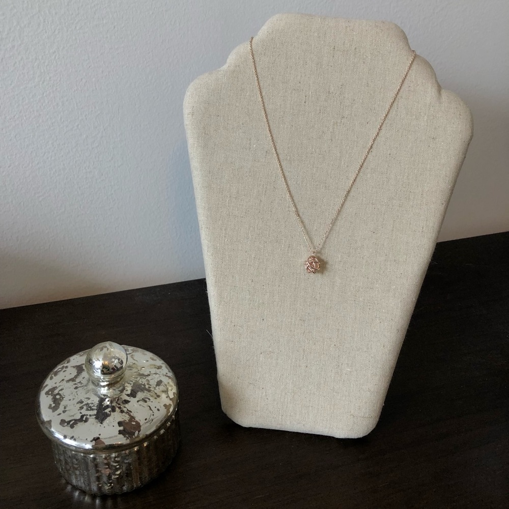 LOFT knot necklace
